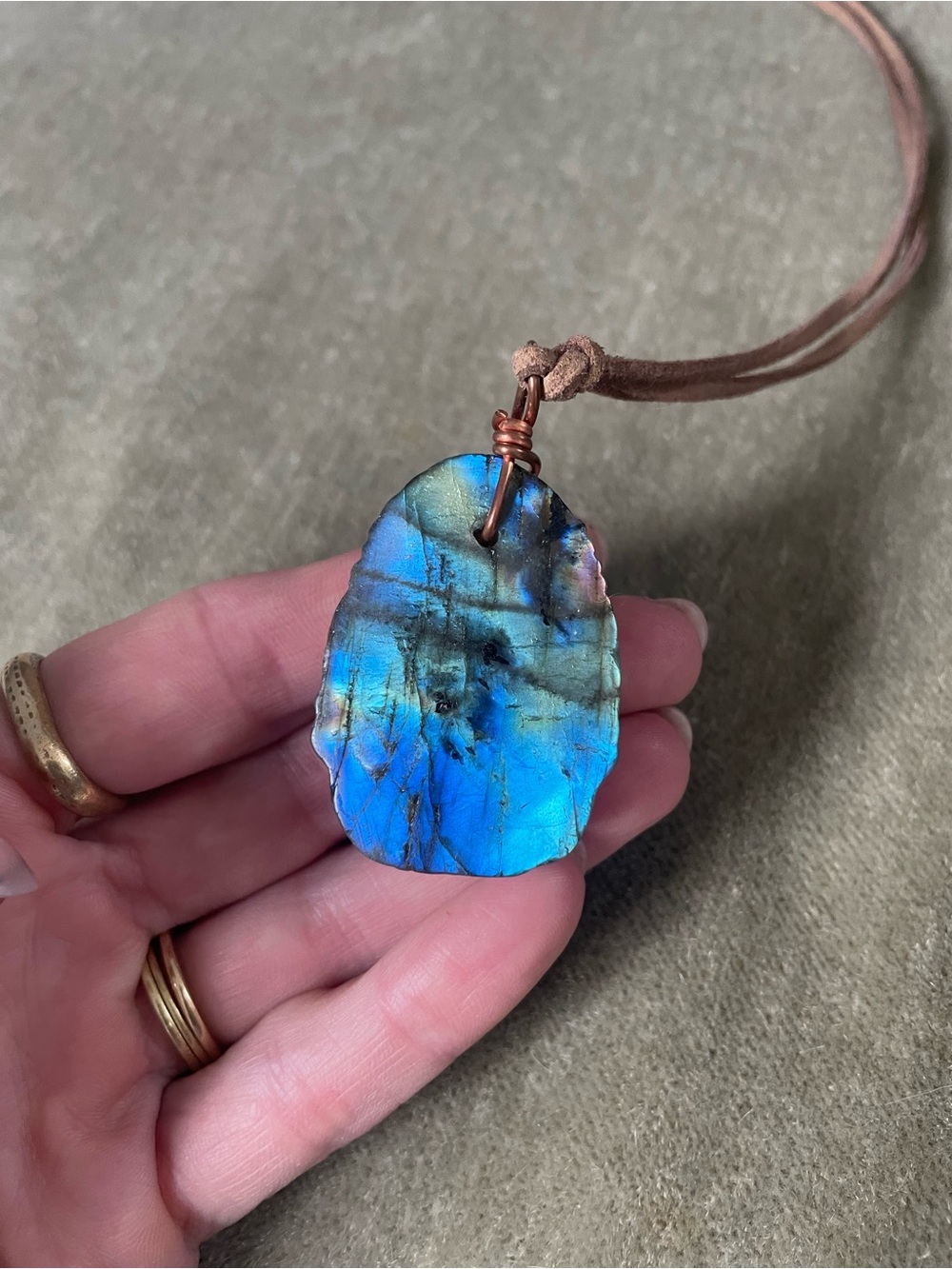 Labradorite Ganesha Pendant Necklace - Blue-Green Shimmer - Picture 4 of 5